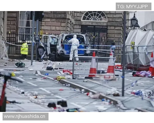 利物浦夺冠游行司机因路怒症撞人认罪引发关注